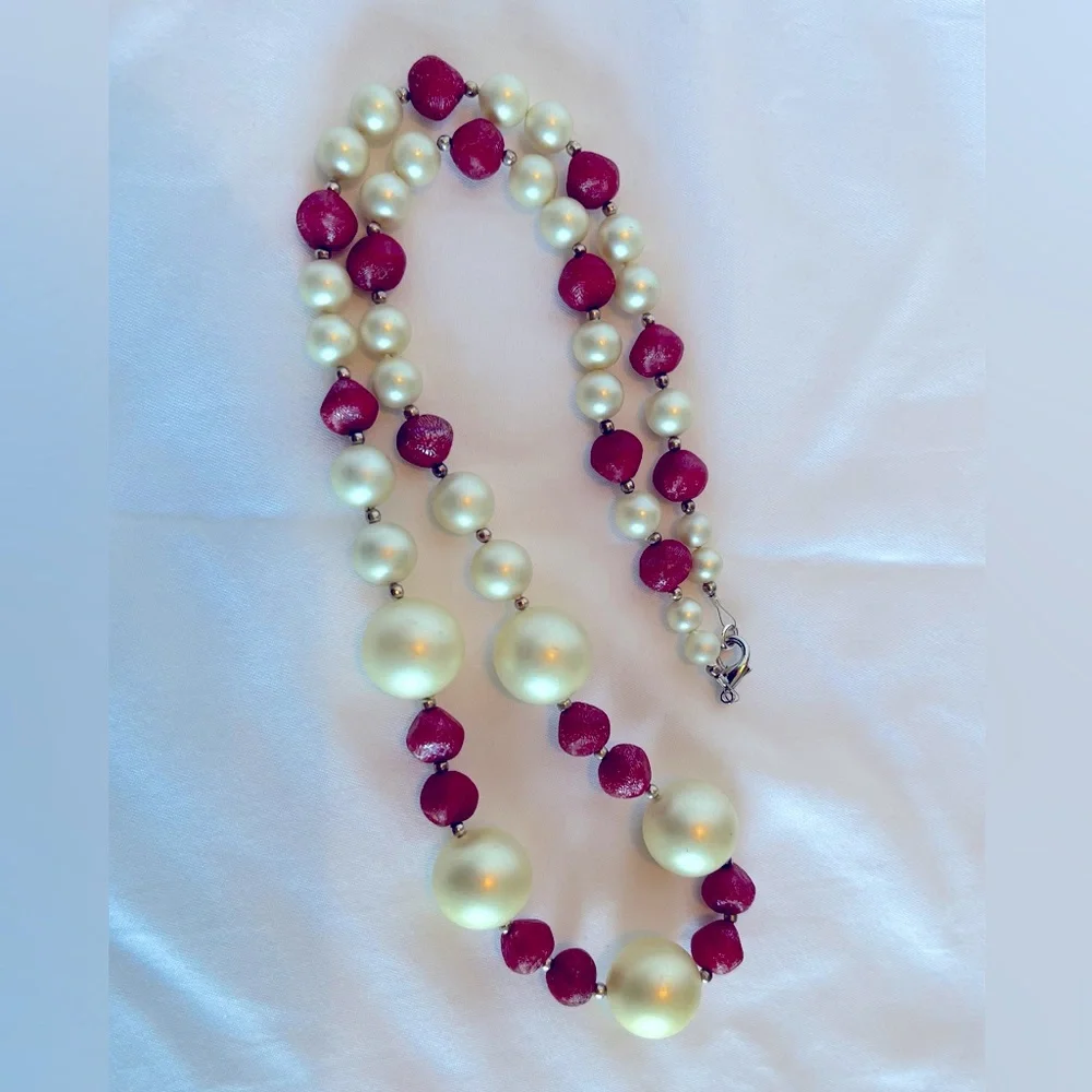 Vintage 1950’s Necklace Faux Pearl & Cranberry Colored Beads